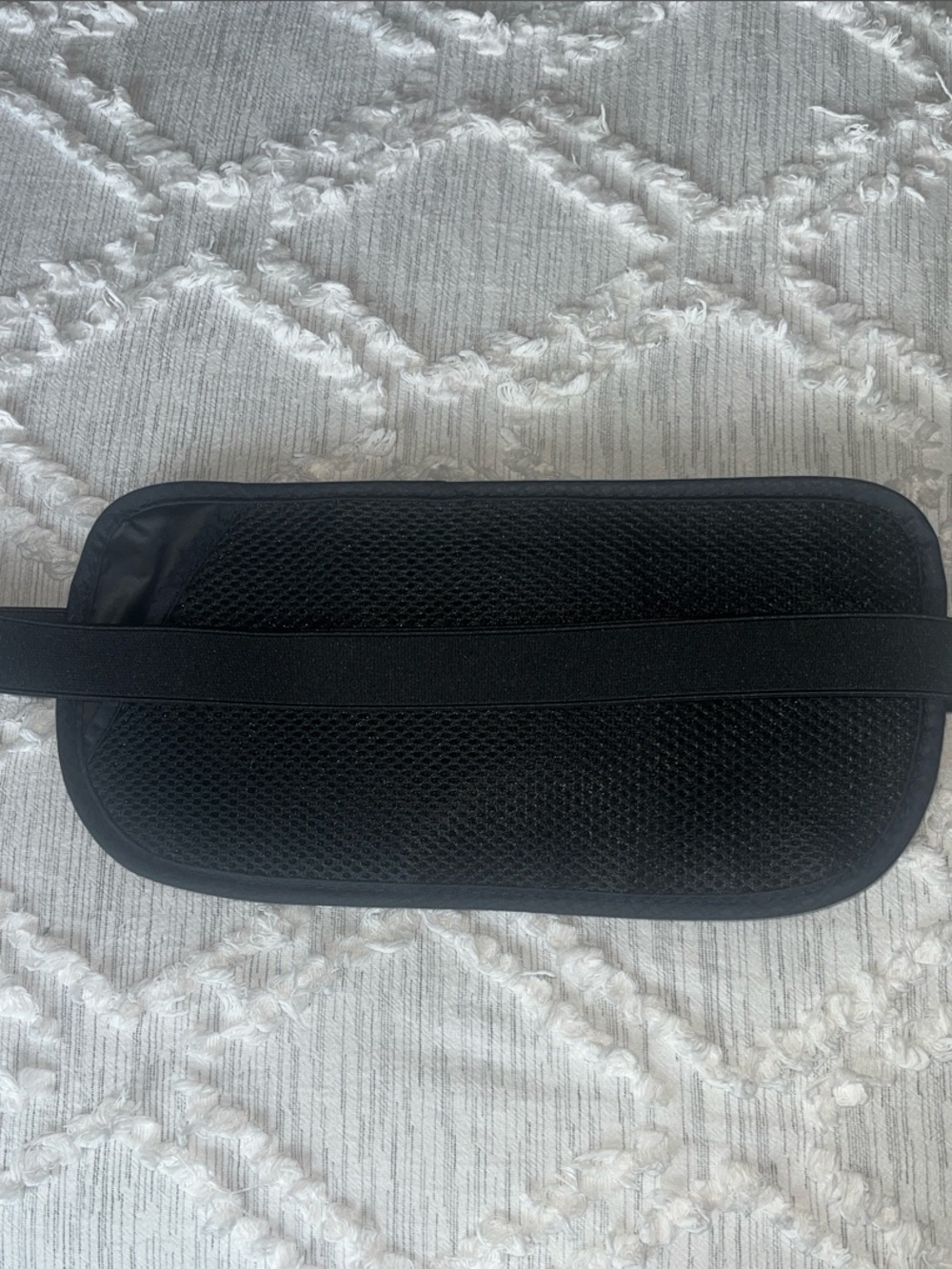 Venture 4th Black Belt Bag — Sleek Everyday RFID Blocking Bag - Picture 7 of 7